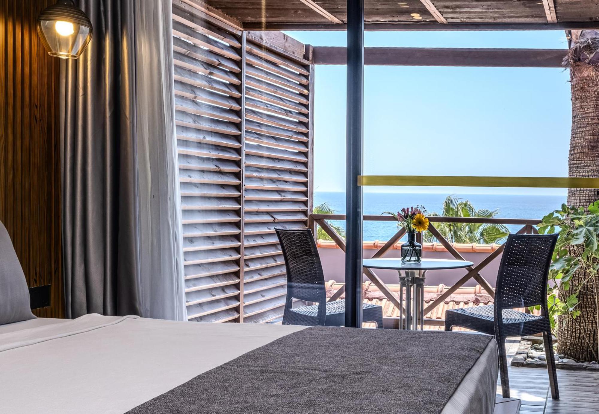 Adora Calma Beach Hotel Adults Only Kızılot Eksteriør bilde