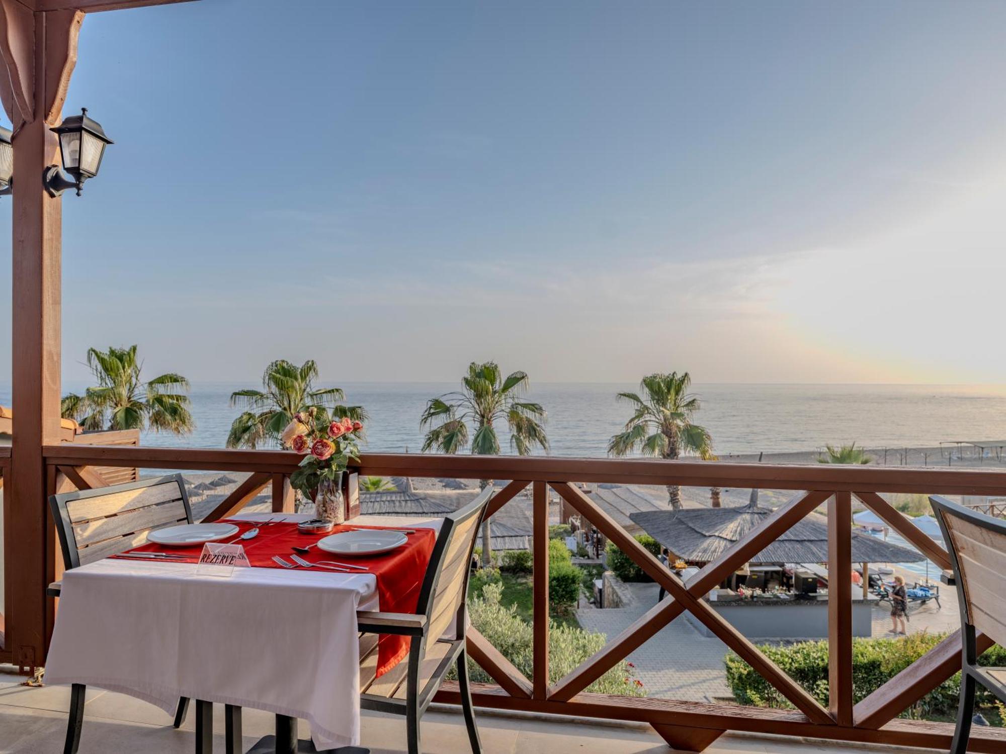 Adora Calma Beach Hotel Adults Only Kızılot Eksteriør bilde