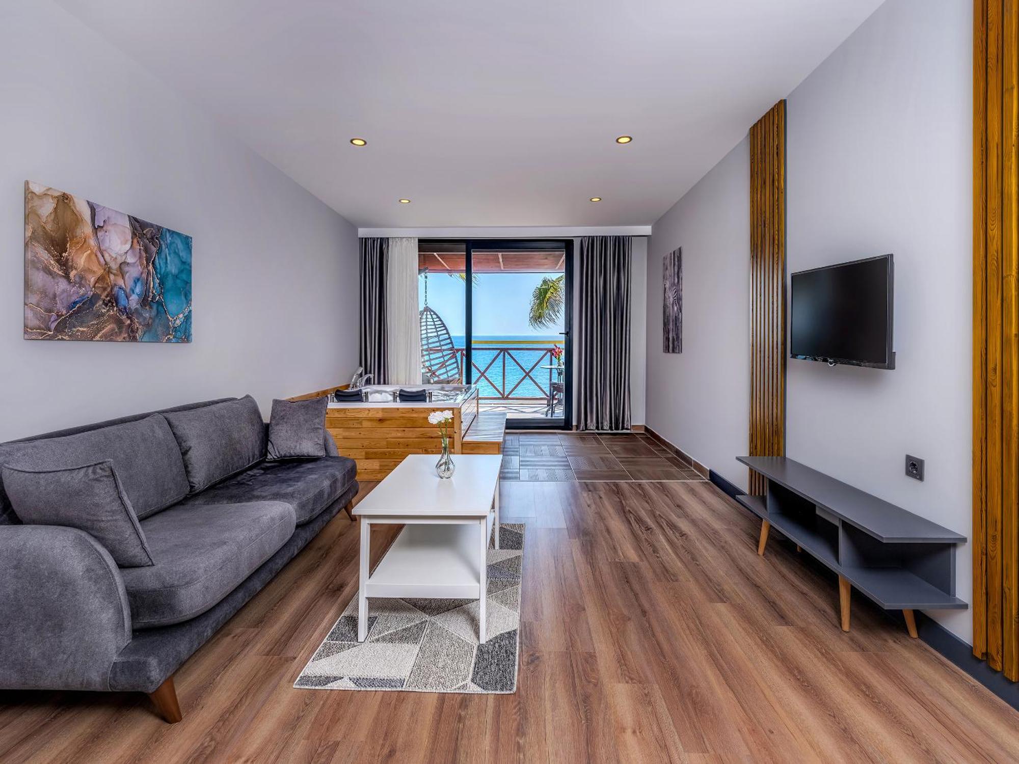 Adora Calma Beach Hotel Adults Only Kızılot Eksteriør bilde